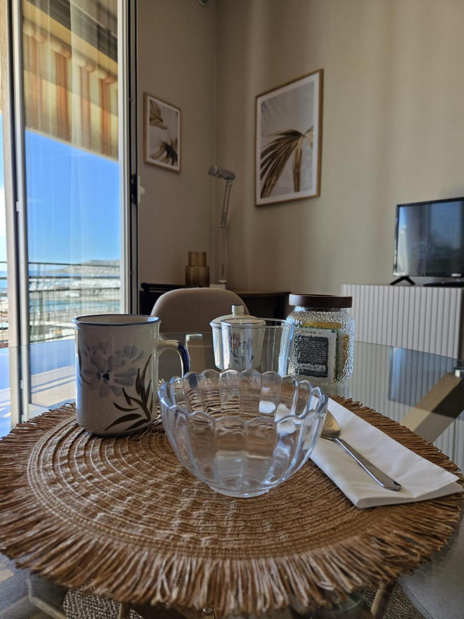 La Baia Nel Porto Apartment Sanremo Luaran gambar